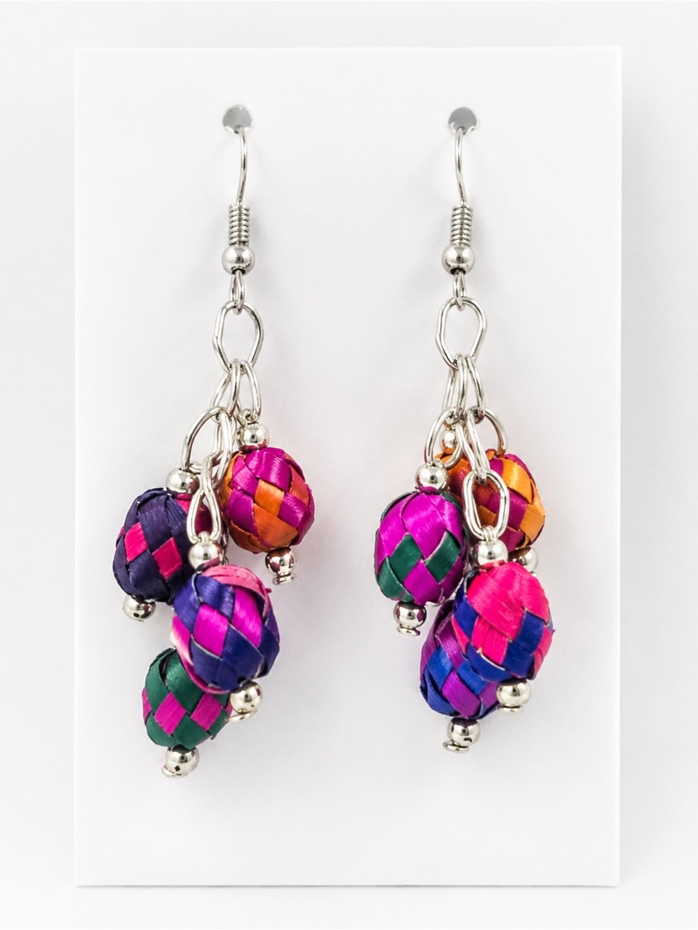 🌺 Handmade Mexican Palm Fiber Earrings – Colorful Artisan Design 🌺 - Picture 2 of 4